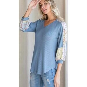 7th Ray Waffle Knit Tee VNeck Blouse Blue Floral Women’s Size 1XL Balloon Sleeve